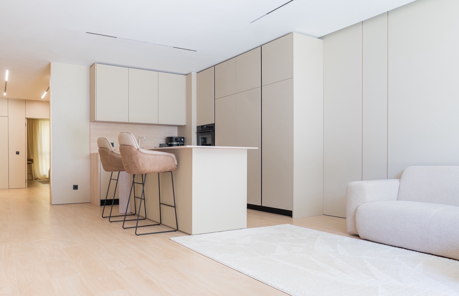 Spacious 2-Bedroom Apartment in Krastova Vada
